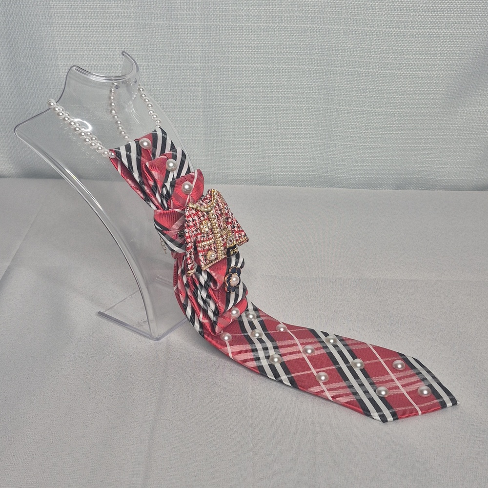 Handcrafted Luxury Fashion Necktie Necklace 📿 (TARTAN GIRL) - Picture 7 of 14